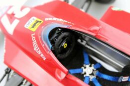 gp replicas - 1:18 ferrari 126 c2 #27 gilles villeneuve 1982