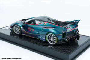 Runner - 1:18 Ferrari FXX-K EVO No.92 Blue/Red - Limited Edition Resin Model