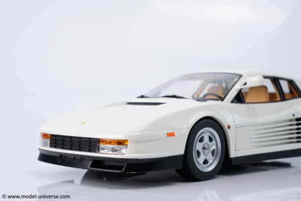 KK Scale - 1:18 Ferrari Testarossa Monospeccio 1984 'Miami Vice' White - Diecast Model