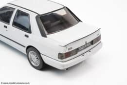 MCG - 1:18 Ford Sierra Cosworth 4x4 White 1992 - Diecast Model