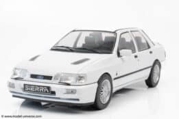 MCG - 1:18 Ford Sierra Cosworth 4x4 White 1992 - Diecast Model