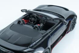 GT Spirit 1:18 Aston Martin V12 Vantage Roadster Onyx Black 2023 (GT923) - Limited Edition Resin Model