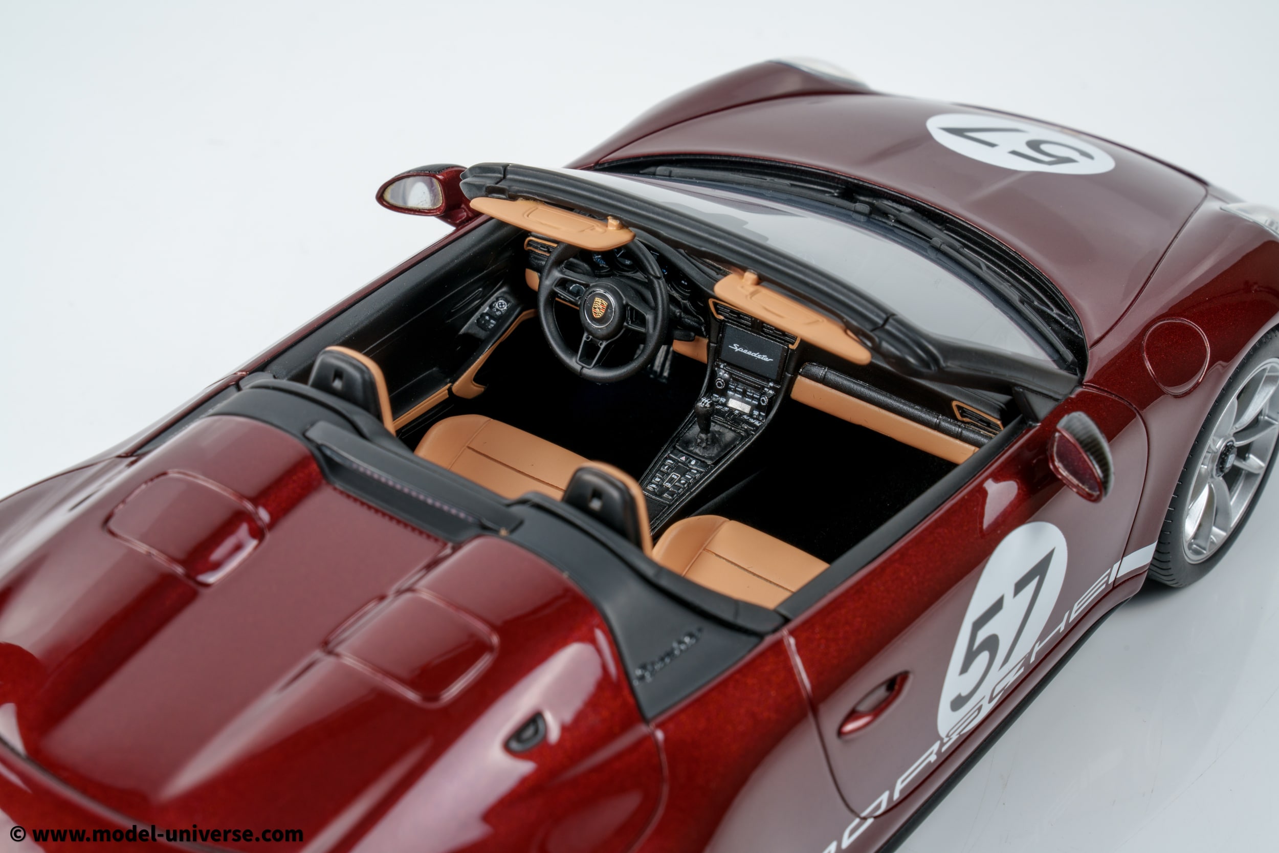 GT Spirit - 1:18 Porsche 911 (991.2) Speedster "Heritage Edition" Cherry Metallic 2019 - Limited Edition Resin Model 8 GT Spirit - 1:18 Porsche 911 (991.2) Speedster "Heritage Edition" Cherry Metallic 2019 - Limited Edition Resin Model