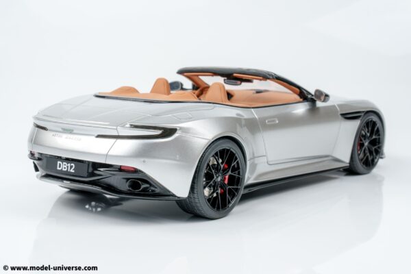 GT Spirit - 1:18 Aston Martin DB12 Volante Silver 2023 (GT945) Limited Edition Resin Model 20 GT Spirit - 1:18 Aston Martin DB12 Volante Silver 2023 - Limited Edition Resin Model
