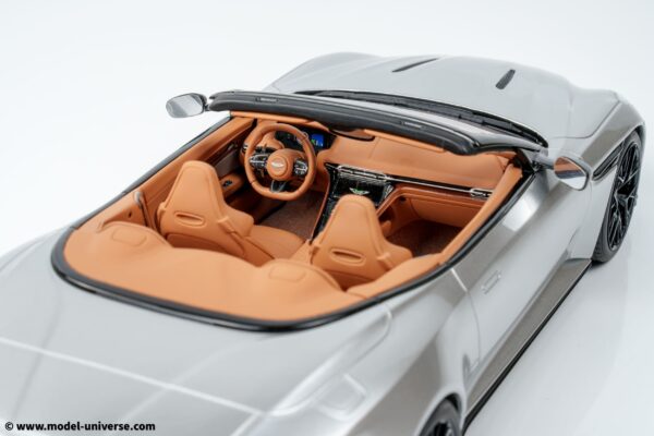 GT Spirit - 1:18 Aston Martin DB12 Volante Silver 2023 (GT945) Limited Edition Resin Model 16 GT Spirit - 1:18 Aston Martin DB12 Volante Silver 2023 - Limited Edition Resin Model