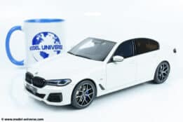 gt spirit gt496 bmw 545e x drive sloon m sport white resin model 03