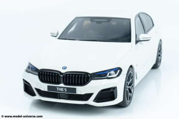 gt spirit gt496 bmw 545e x drive sloon m sport white resin model 06