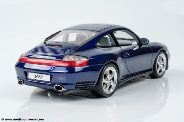 GT Spirit - 1:18 Porsche 911 (996.2) Carrera 4S Dark Blue 2002 - Limited Edition Resin Model 18 GT Spirit - 1:18 Porsche 911 (996.2) Carrera 4S Dark Blue 2002 - Limited Edition Resin Model