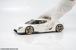 GT Spirit 1:18 Koenigsegg CC850 Crystal White 2024 (GT903) - Limited Edition Resin Model