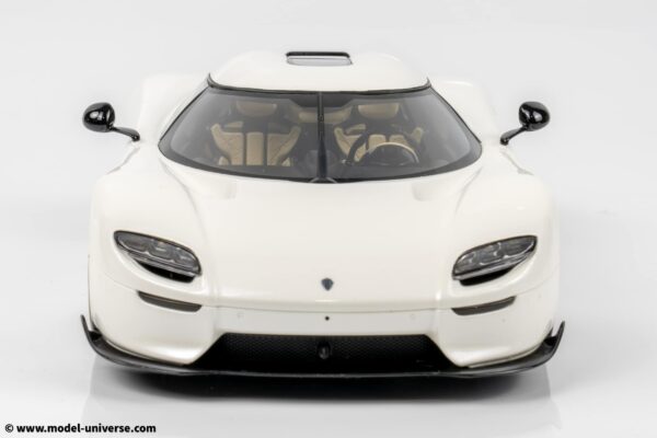 GT Spirit 1:18 Koenigsegg CC850 Crystal White 2024 (GT903) - Limited Edition Resin Model 20 GT Spirit 1:18 Koenigsegg CC850 Crystal White 2024 (GT903) - Limited Edition Resin Model