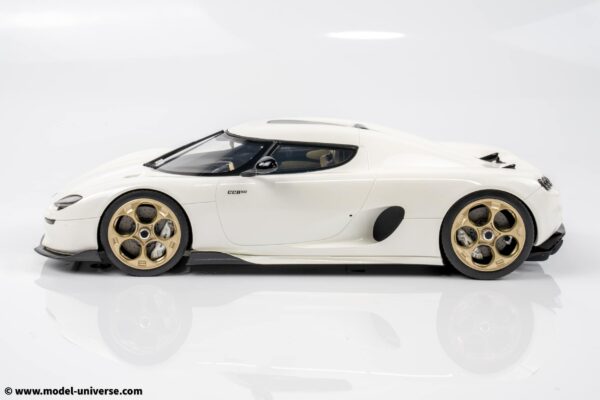 GT Spirit 1:18 Koenigsegg CC850 Crystal White 2024 (GT903) - Limited Edition Resin Model 16 GT Spirit 1:18 Koenigsegg CC850 Crystal White 2024 (GT903) - Limited Edition Resin Model