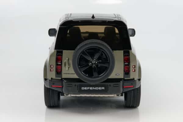 gt spirit land rover defender 90 green resin model 7