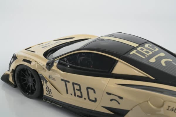 GT Spirit 1:18 LB-Works McLaren 720S Beige 2024 (GT961) Limited Edition Resin Model 24 GT Spirit 1:18 LB-Works McLaren 720S Beige resin model (GT961), side livery detail