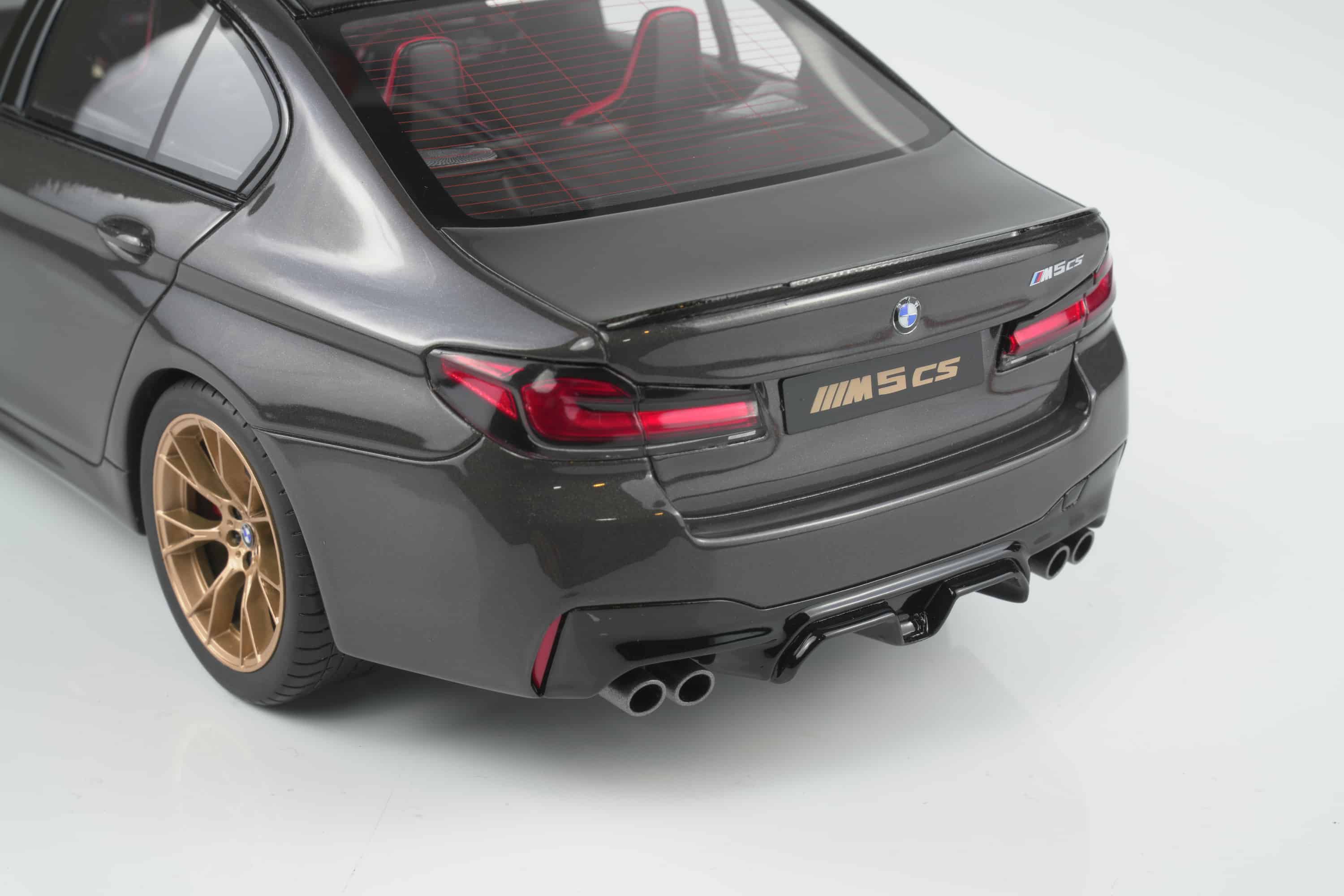 GT Spirit 1:18 BMW M5 CS Grey 2021 (GT993) Limited Edition Resin Model 9 GT Spirit 1:18 BMW M5 CS Grey 2021 (GT993) resin model – rear detail – M5 CS badge