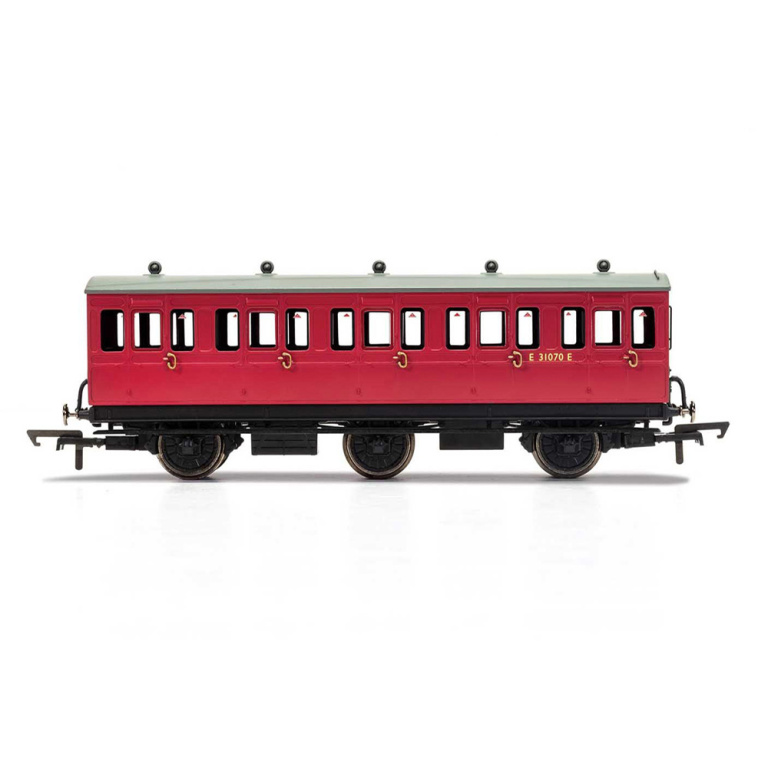 hornby - br, 6 wheel coach, 3rd class, e31070 (r40078) oo gauge