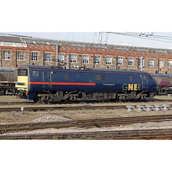 hornby - gner, class 91, bo-bo, 91117 'cancer research uk' (r3893) oo gauge