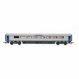hornby - platinum jubilee of hm queen elizabeth ii, mk3 sliding door, trailer first disabled, er0002 (r40355d) oo gauge