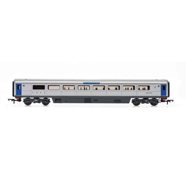 hornby - platinum jubilee of hm queen elizabeth ii, mk3 sliding door, trailer first disabled, er0002 (r40355d) oo gauge