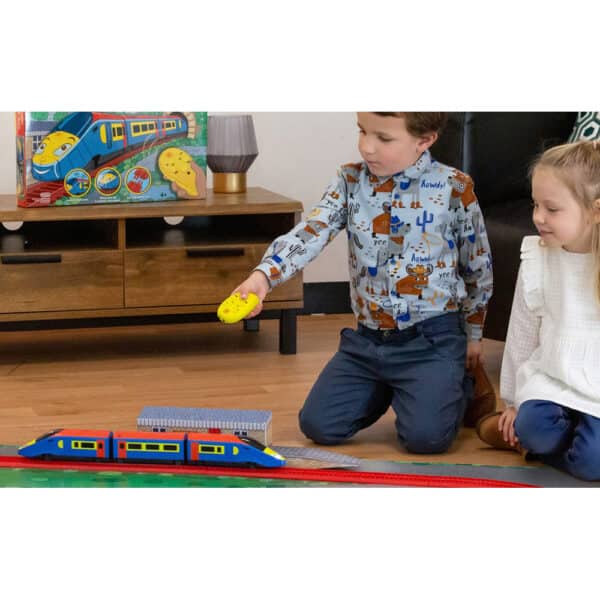 hornby - playtrains - flash the local express remote controlled battery train set (r9332m) oo gauge