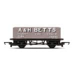 Hornby - RailRoad PO, A & H Betts, Plank Wagon (R60049) OO Gauge