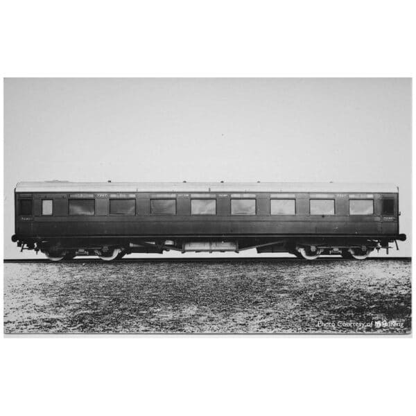 hornby - sr, maunsell third class dining saloon, 1363 (r40030) oo gauge