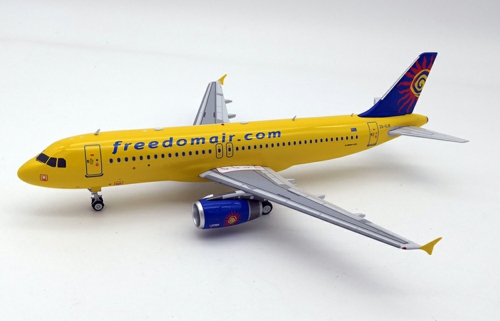 IF320SJ0219 - 1/200 FREEDOM AIR AIRBUS A320-200 ZK-OJK WITH STAND