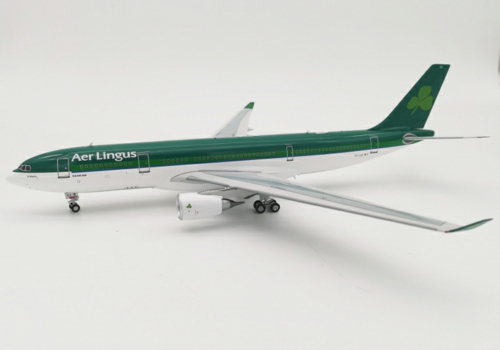 IF332EI1021 - 1/200 AER LINGUS AIRBUS A330-202 EI-LAX WITH STAND