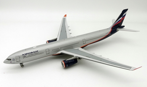 IF333SU0719 - 1/200 AEROFLOT - RUSSIAN AIRLINES VP-BDE AIRBUS A330-343 WITH STAND