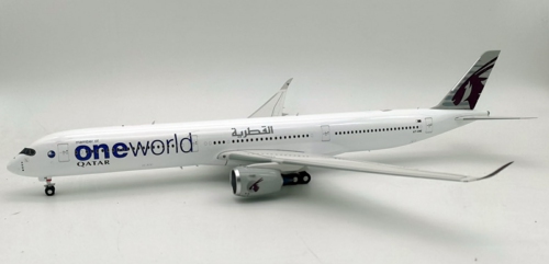 IF35XQR0822 - 1/200 QATAR AIRWAYS ONE WORLD A7-ANE AIRBUS A350-1041 WITH STAND