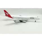 Inflight - 1:200 Qantas Boeing 747-200 (VH-ECC) with stand