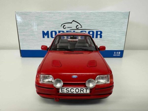 mcg - 1:18 ford escort rs turbo mk.4 s2 red (1990)