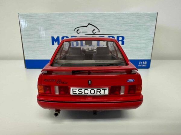 mcg - 1:18 ford escort rs turbo mk.4 s2 red (1990)