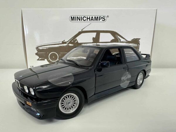 minichamps - 1:18 bmw m3 (e30) - 1987 - azul metalizado