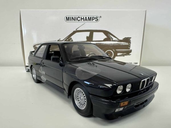 minichamps - 1:18 bmw m3 (e30) - 1987 - azul metalizado