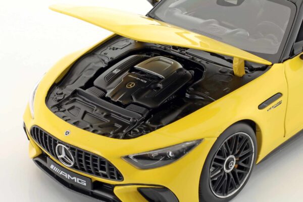 iScale - 1:18 Mercedes-AMG SL 63 AMG 4Matic Sunbathe Yellow - Limited Edition Diecast Model 13 iScale - 1:18 Mercedes-AMG SL 63 AMG 4Matic Sunbathe Yellow - Limited Edition Diecast Model