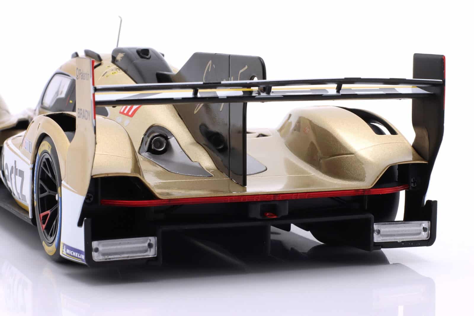 Ixo 1:18 Porsche 963 No.38 Hertz Team Jota 24h Le Mans 2024