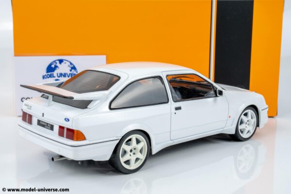 Ixo - 1:18 Ford Sierra RS Cosworth White (1988) - Diecast Model 13 Ixo - 1:18 Ford Sierra RS Cosworth White (1988) - Diecast Model