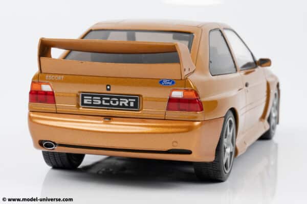 Ixo - 1:18 Ford Escort WRC 1998 Gold Metallic - Diecast Model