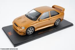 Ixo - 1:18 Ford Escort WRC 1998 Gold Metallic - Diecast Model