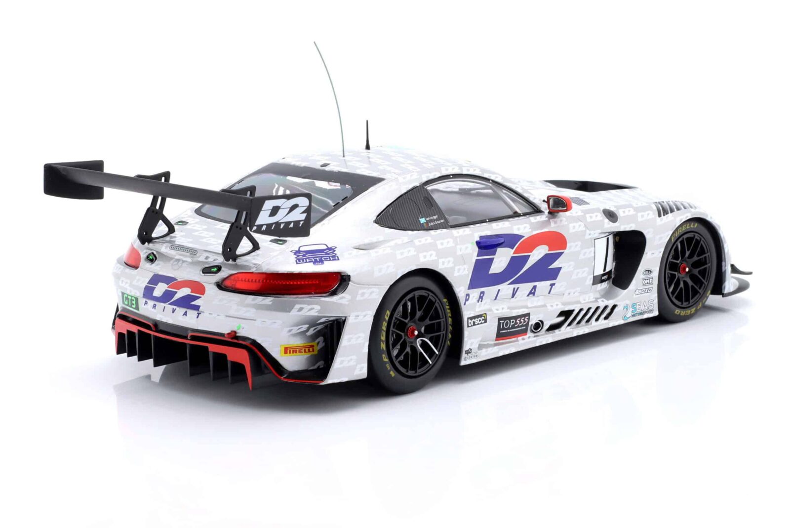 Ixo - 1:18 Mercedes-AMG GT3 EVO No.1 British GT Champion 2023 Ian