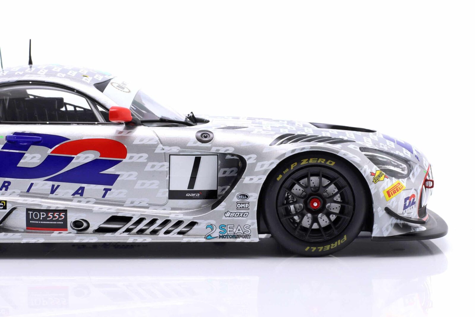 Ixo - 1:18 Mercedes-AMG GT3 EVO No.1 British GT Champion 2023 Ian