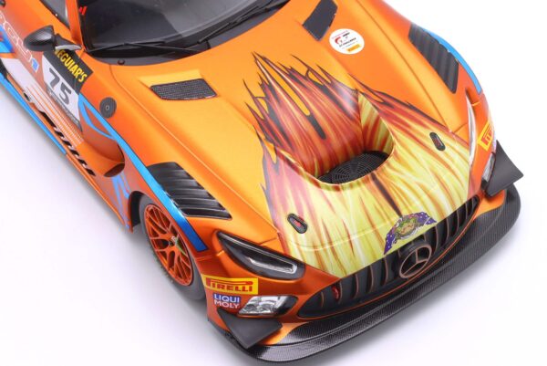 Ixo - 1:18 Mercedes-AMG GT3 EVO No.75 Winner 12h Bathurst 2022 - Diecast Model 12 Ixo - 1:18 Mercedes-AMG GT3 EVO No.75 Winner 12h Bathurst 2022 - Diecast Model