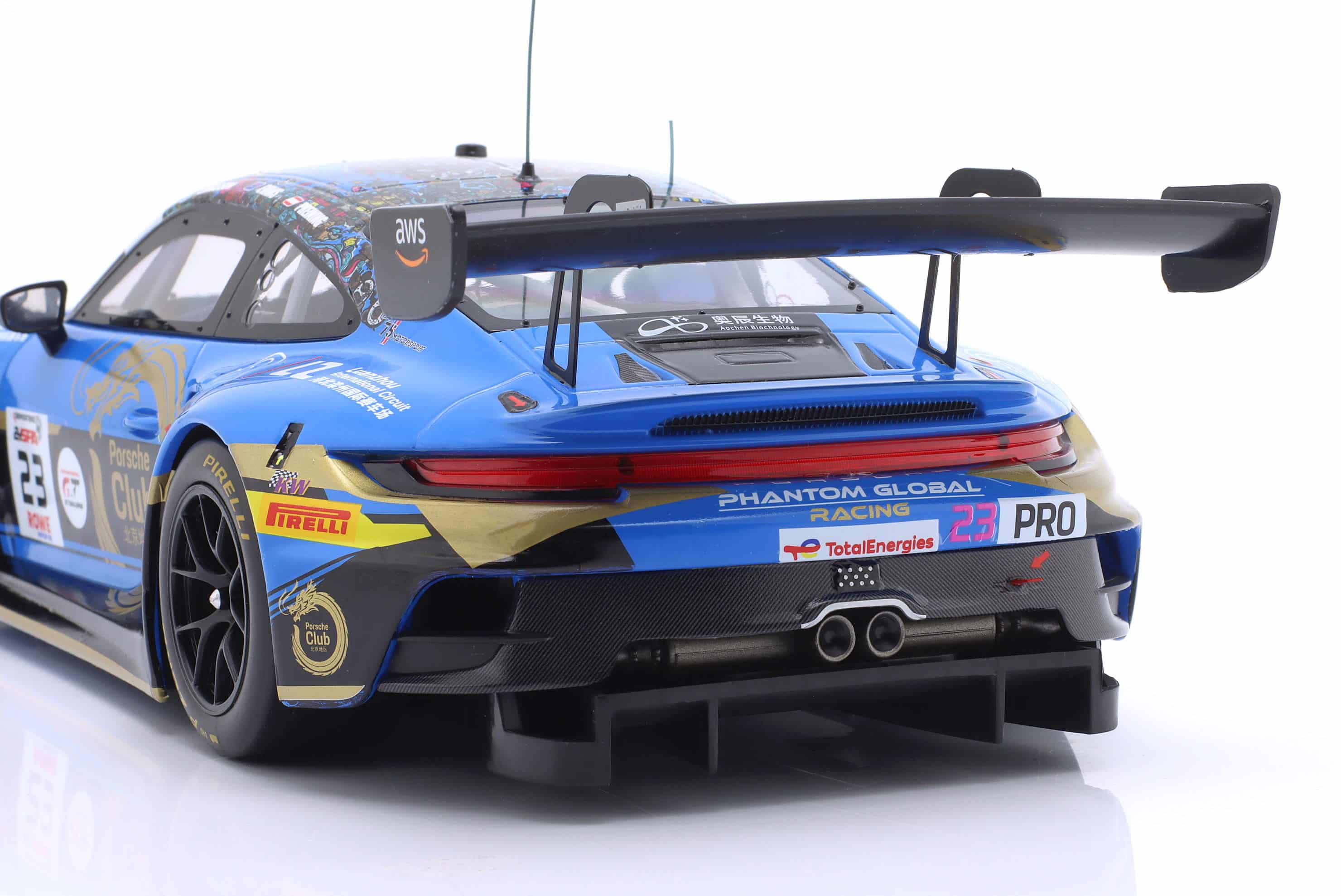 Ixo - 1:18 Porsche 911 GT3 R No.23 24h Spa 2024 Phantom Global - Eriksson, Evans, Preining - Diecast Model 6 ixo_1_18_porsche_911_gt3_r_no23_24h_spa_2024_phant 6