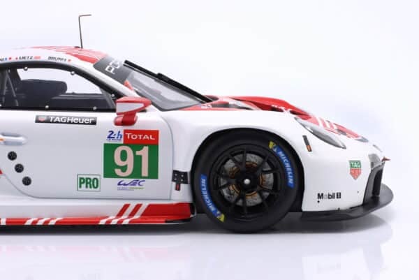 ixo_1_18_porsche_911_rsr_no91_24h_lemans_2020_brun 5