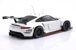 ixo_1_18_porsche_911_rsr_plain_body_edition_weiss_ 3