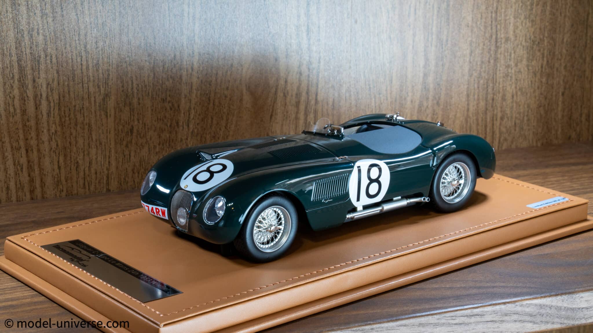 CMC 1:18 - 1 - Model Car - Jaguar C-type Winner 24h France 1953 In Scala Cmcm195