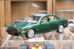 Almost Real - 1:18 Jaguar XJ6 (X350) Racing Green - Limited Edition Diecast Model
