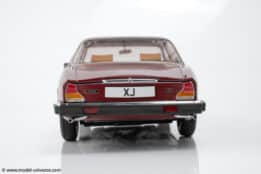 MCG - 1:18 Jaguar XJ6 Series III Dark Red Metallic 1979 - Diecast Model