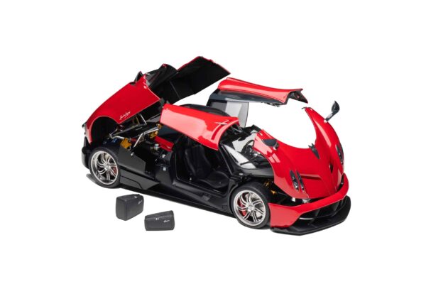 KengFai - 1:12 Pagani Huayra Pearl Red Coupe - Diecast Model 7 KengFai - 1:12 Pagani Huayra Pearl Red Coupe - Diecast Model