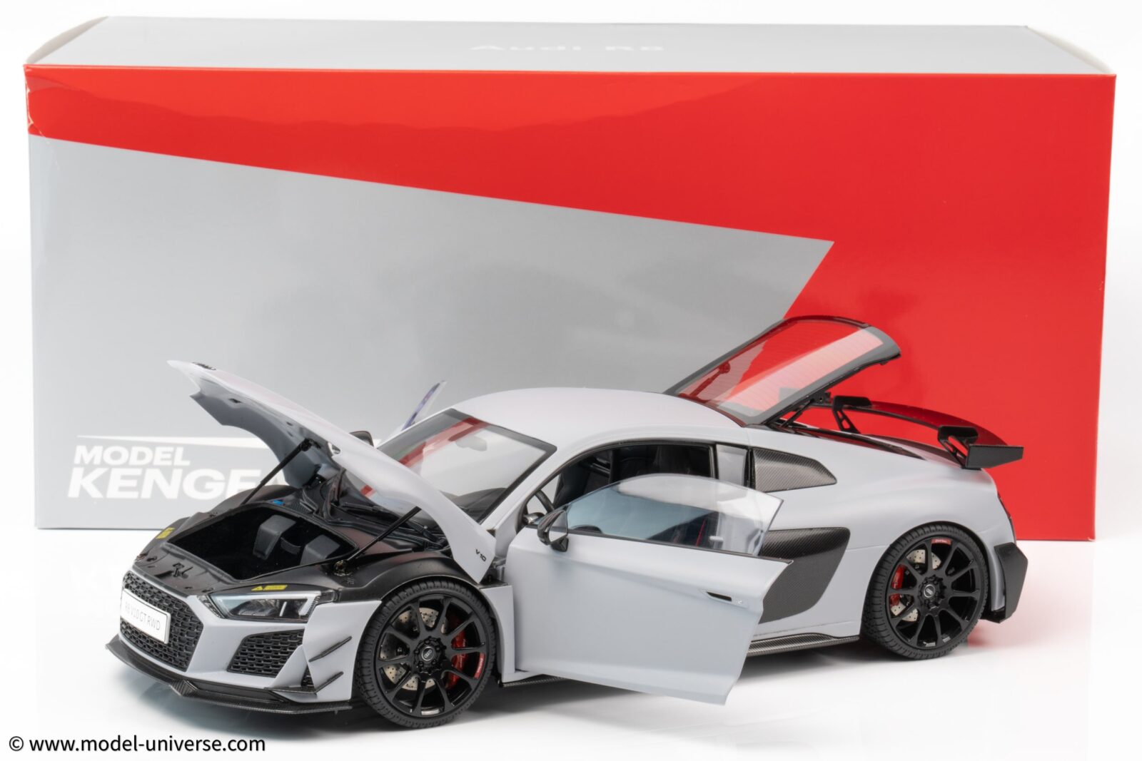 KengFai - 1:18 Audi R8 GT RWD Coupe 2021 Light Grey - Diecast Model